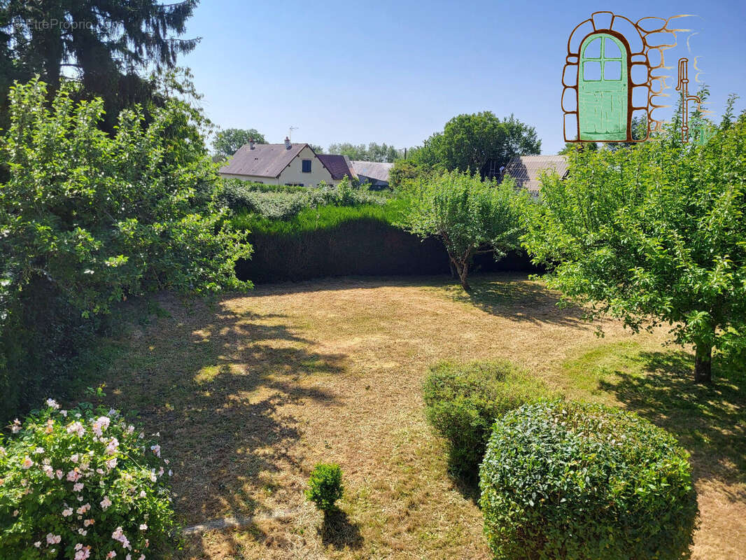 Maison 75 m² à Sarge-Sur-Braye  - photo 8