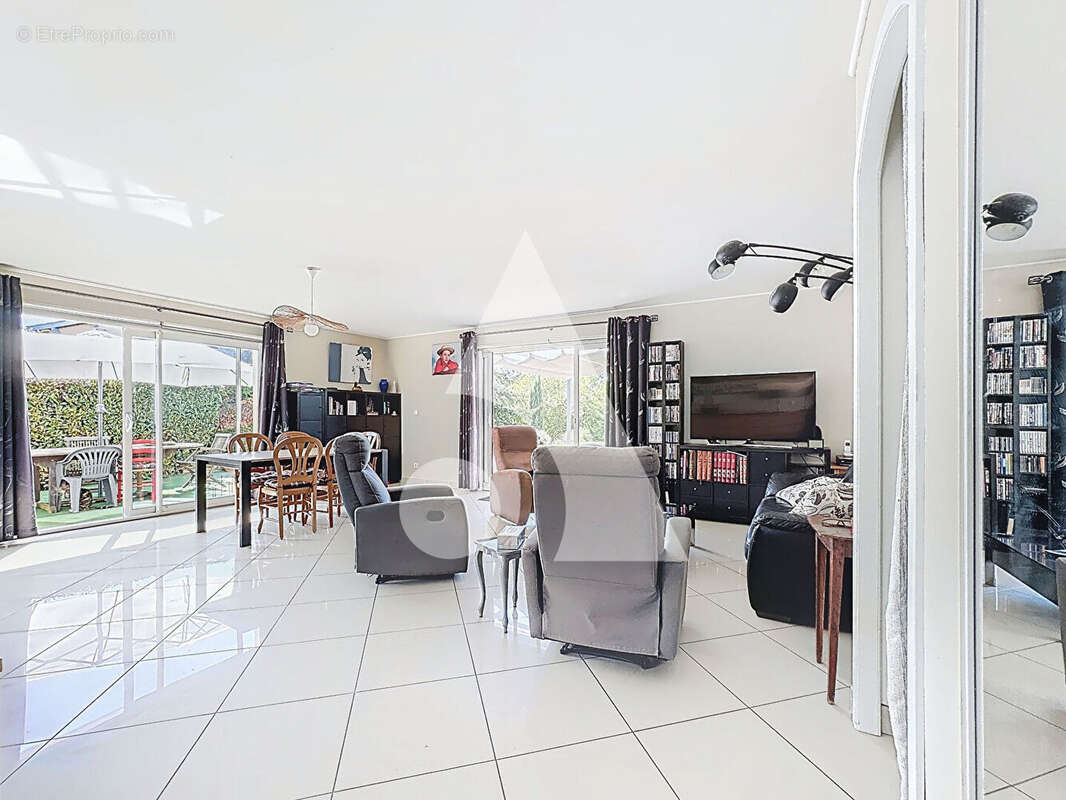 Maison à ROZIER-EN-DONZY