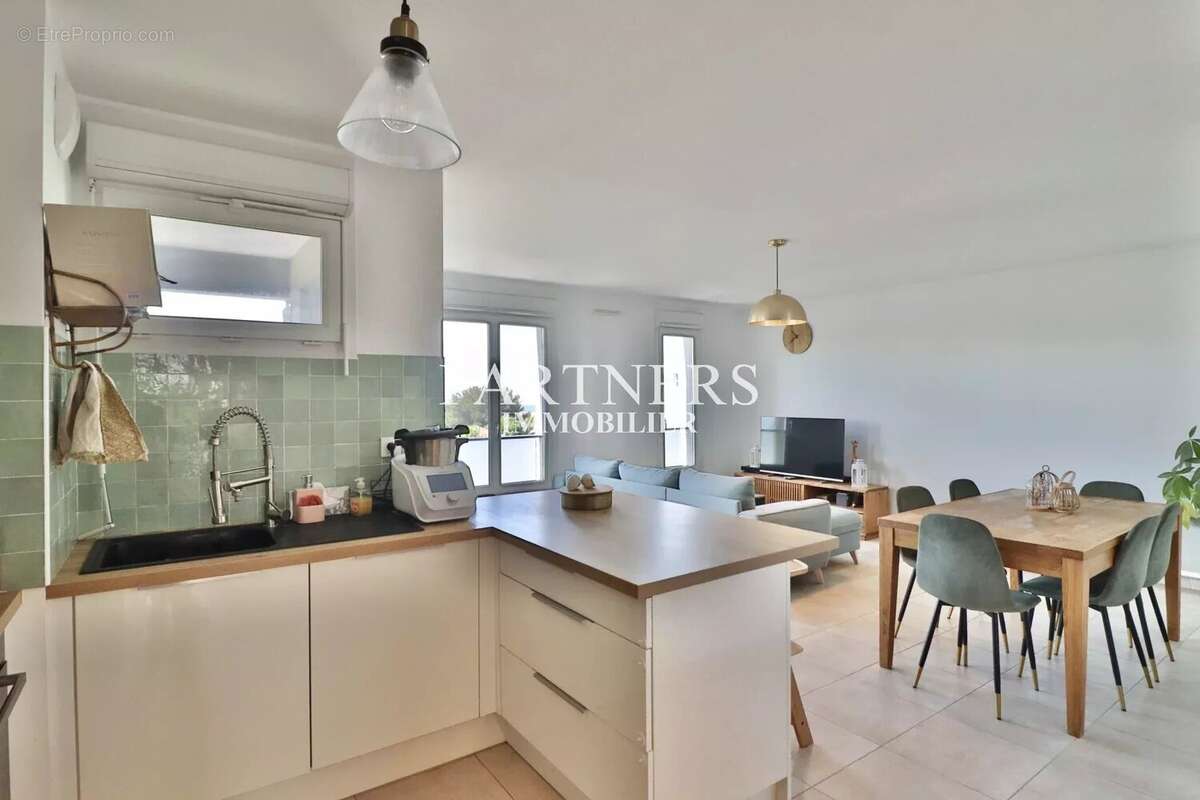 Appartement à MARSEILLE-14E