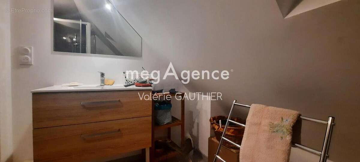 Maison à MESLAY