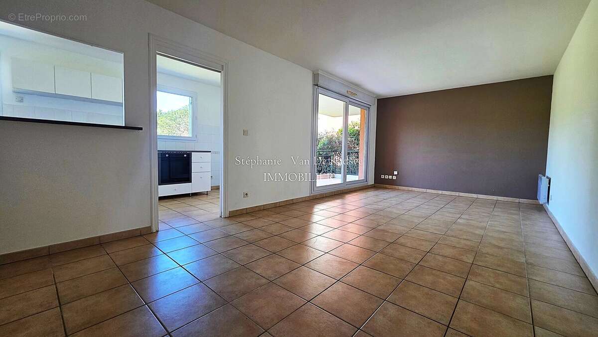 Appartement à FREJUS
