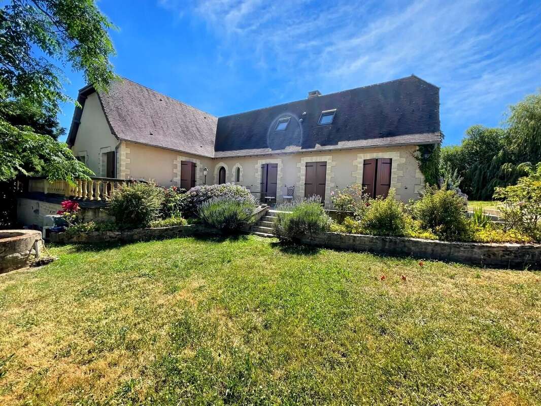 Maison familiale périgourdine contemporaine dans un cadre idyllique - photo 18