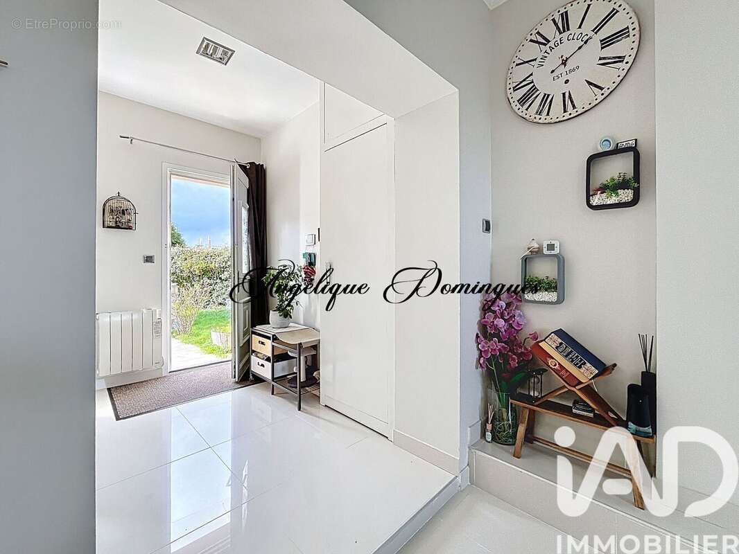 Photo 3 - Maison à MEZIERES-SUR-SEINE