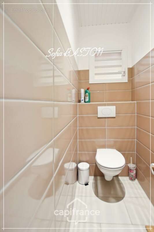 Maison à LES TROIS-ILETS