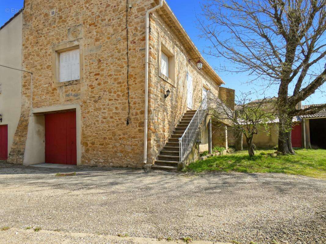 Appartement à SABRAN