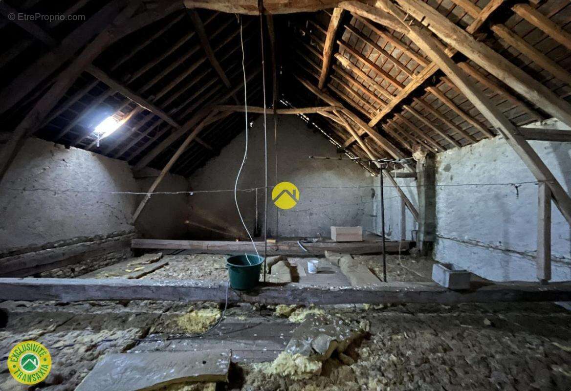 Maison à MAREUIL-SUR-ARNON