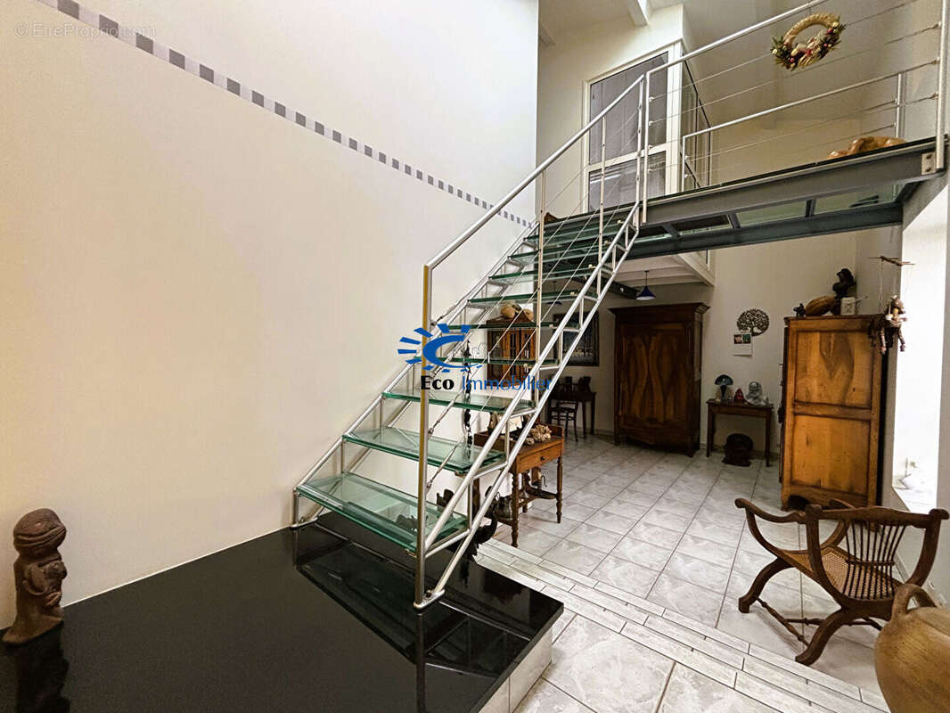 Longere renovee avec gite et piscine - photo 9