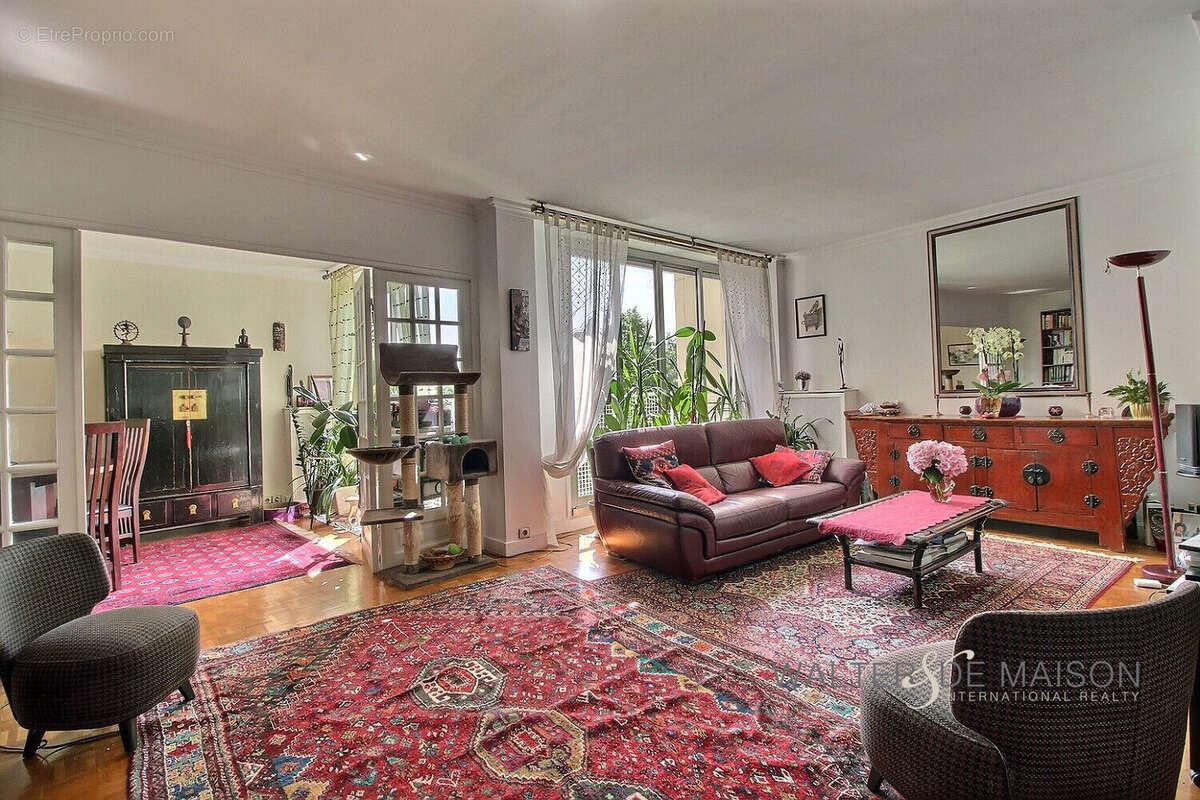 Appartement à PARIS-12E