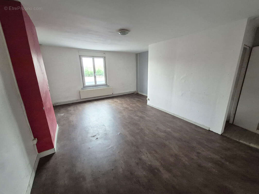 Maison à SAINT-AMAND-LES-EAUX