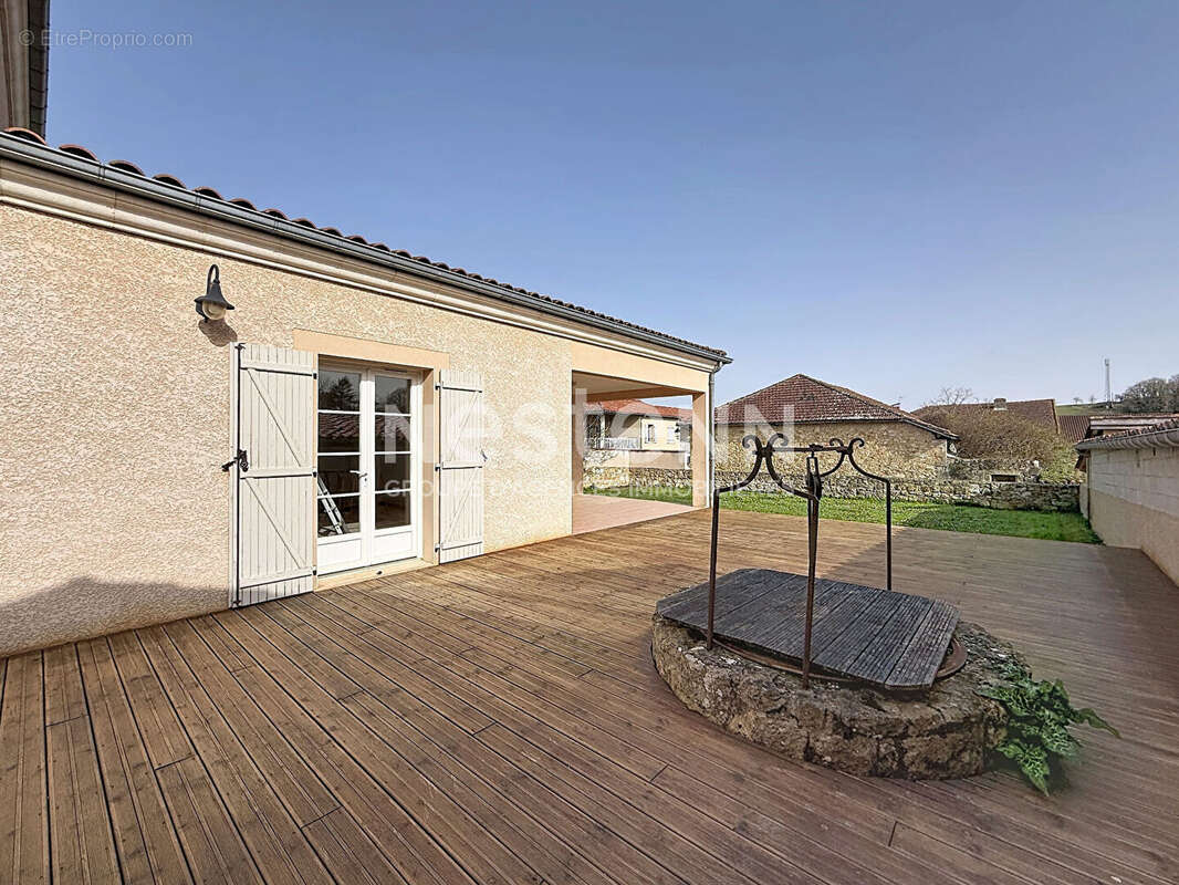 Maison à BARRAN