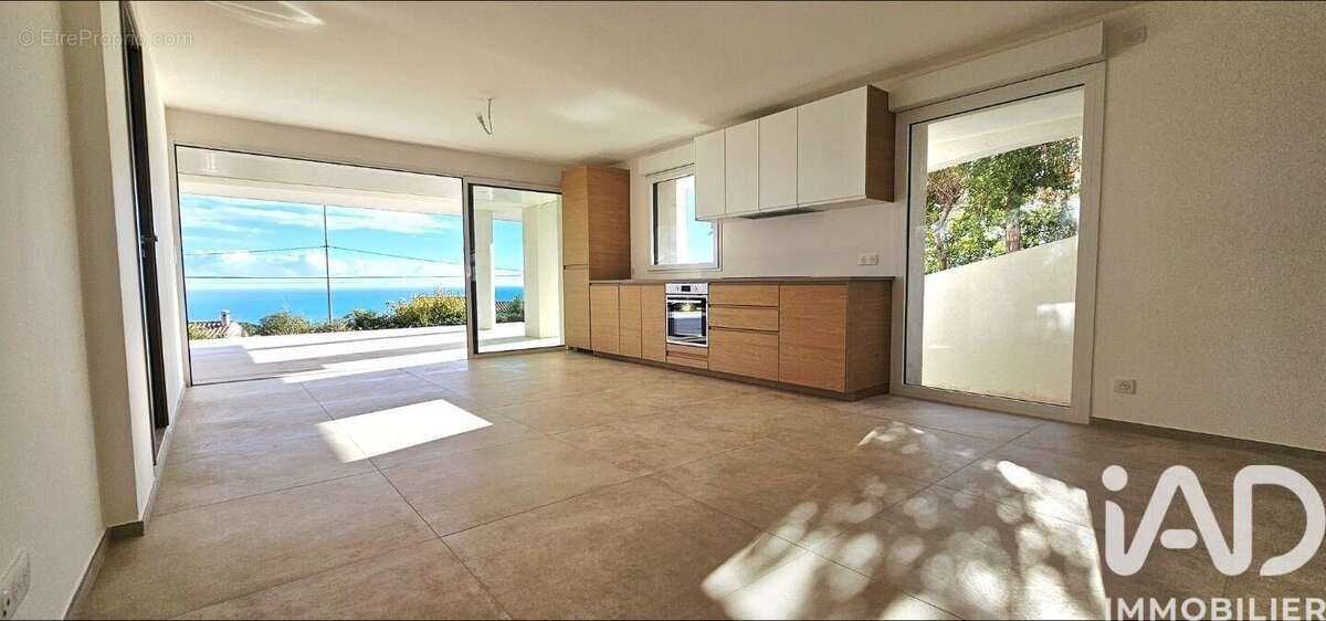 Photo 5 - Appartement à ROQUEBRUNE-SUR-ARGENS