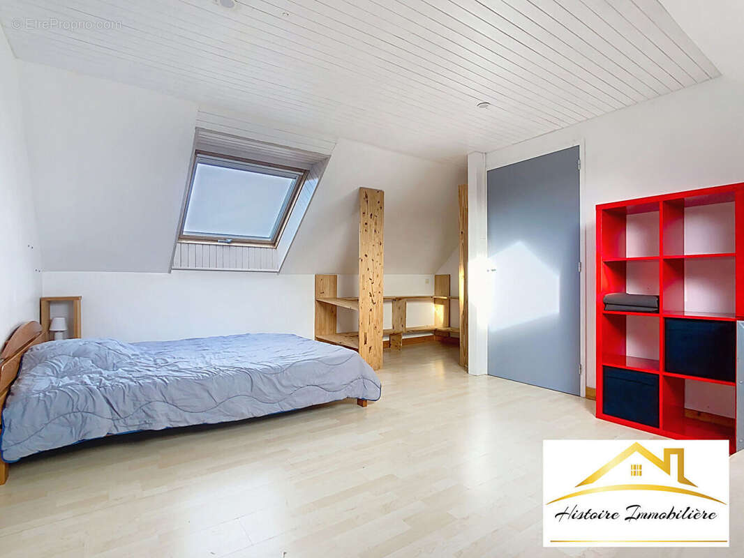 Maison à LAMPAUL-PLOUARZEL