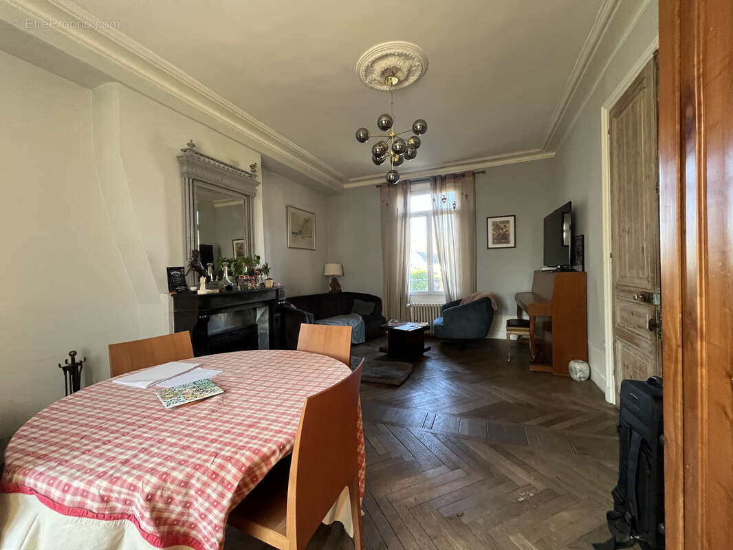 Maison à FOUCARMONT