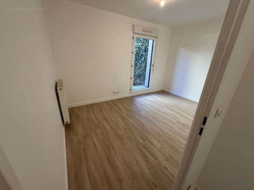 Appartement à AUBERVILLIERS
