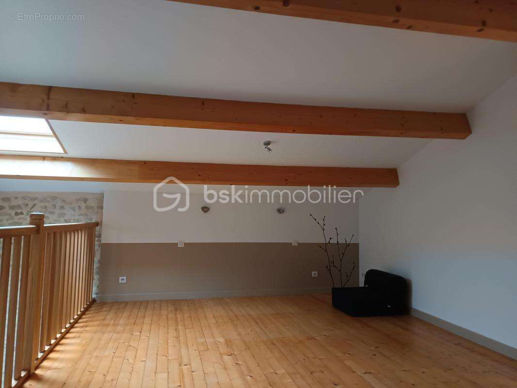  À VENDRE – Charmante maison en pierre à la campagne  - photo 4