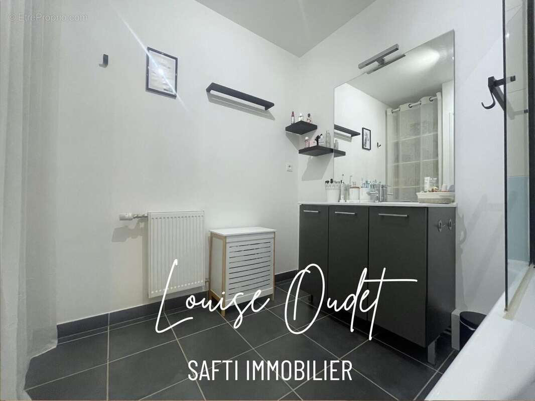 Photo 7 - Appartement à MONTFERRAND-LE-CHATEAU