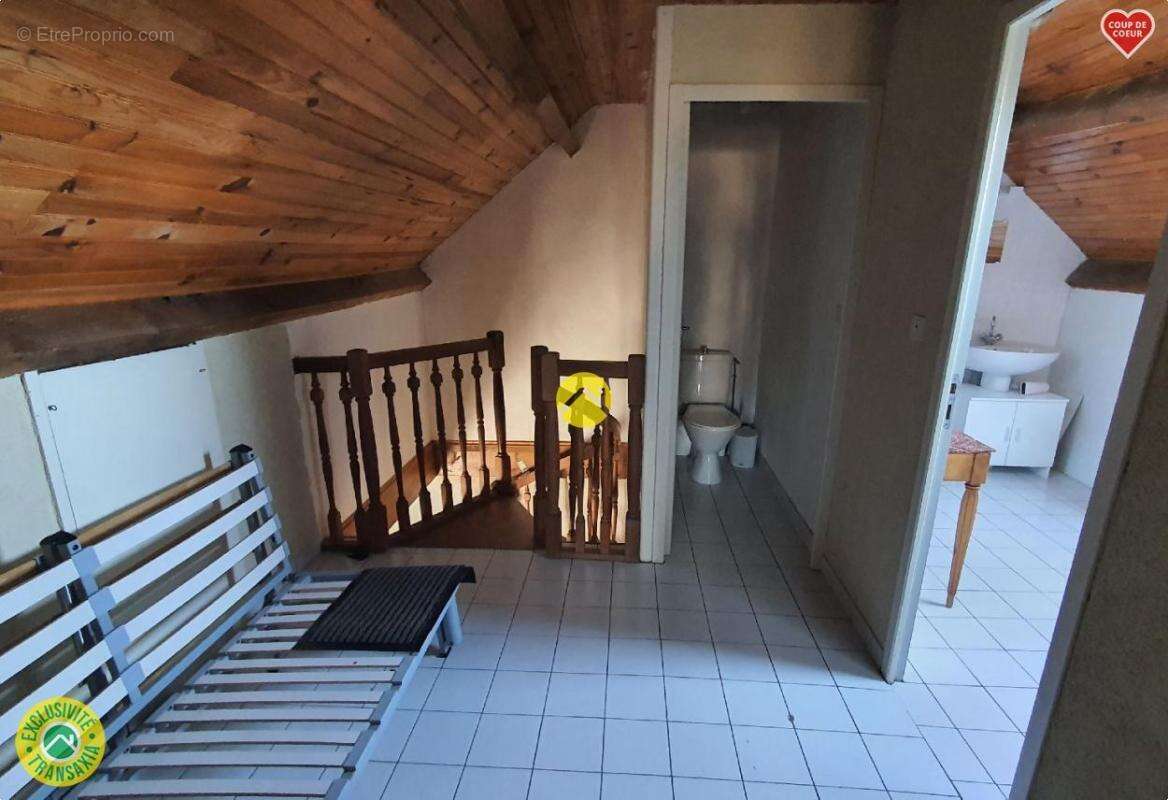 Maison à CONDAT-EN-COMBRAILLE