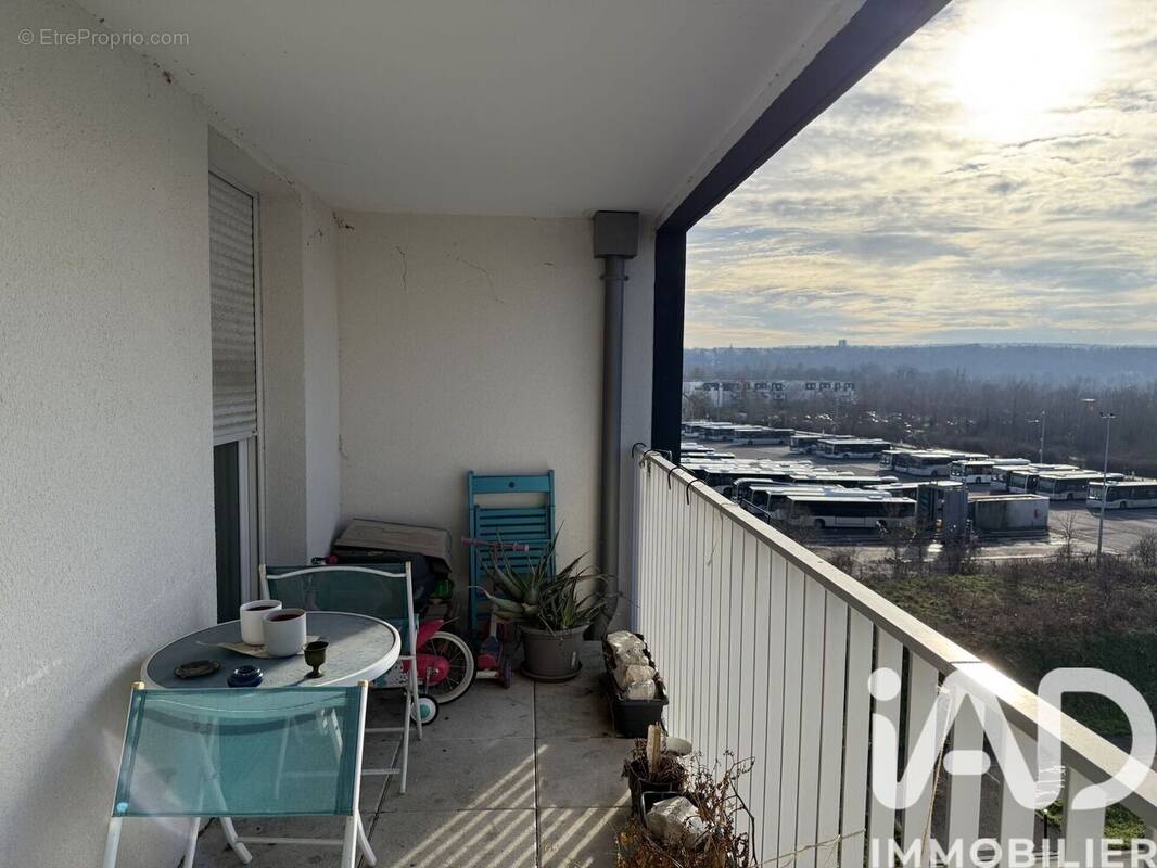 Photo 1 - Appartement à CARRIERES-SOUS-POISSY