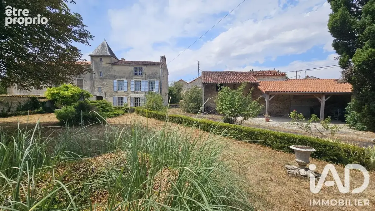 Photo 1 - Maison à COURCOME