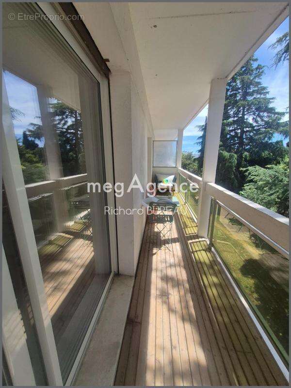 Appartement à HYERES