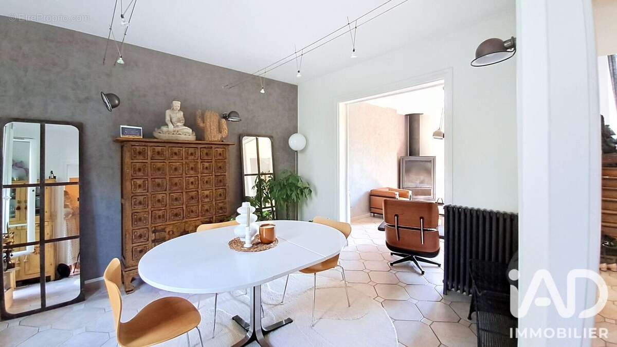Photo 2 - Maison à MEUDON