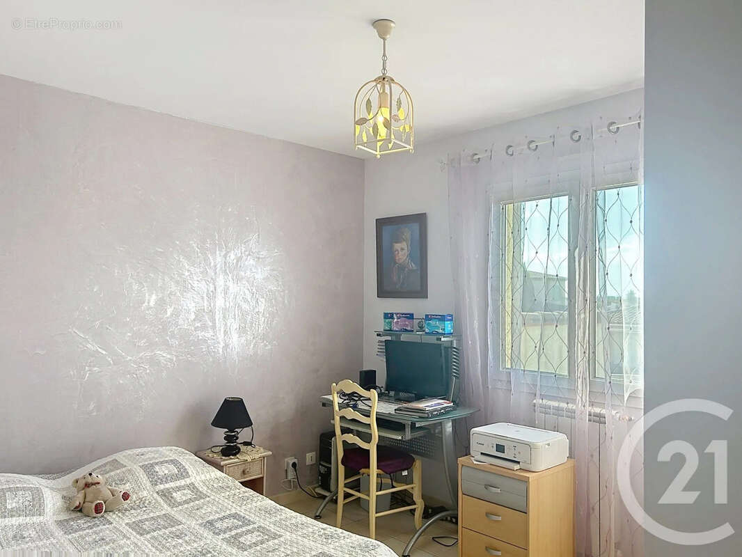 Maison 108 m² à Saint-Cyprien  - photo 13