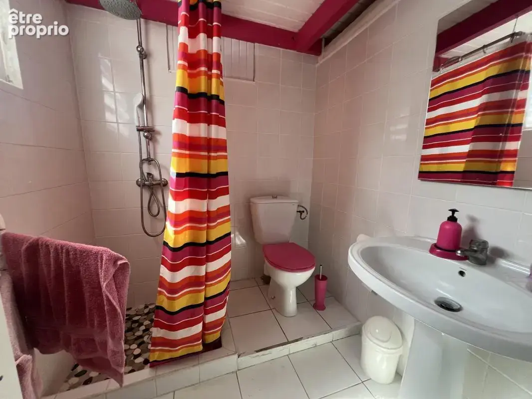 A vendre bungalow 25m² sainte-anne 97180 - photo 9