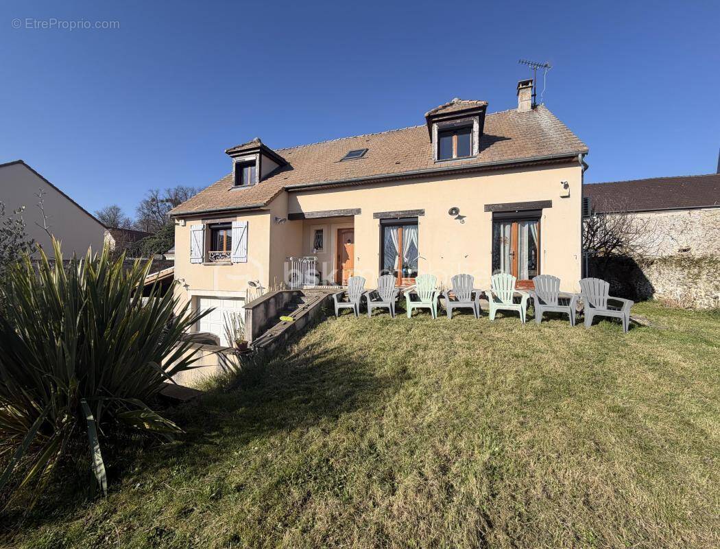 Maison à BOISSY-LE-CHATEL