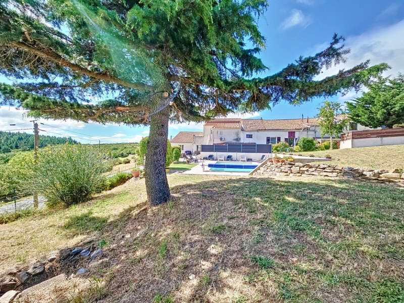 Maison à LA LIVINIERE