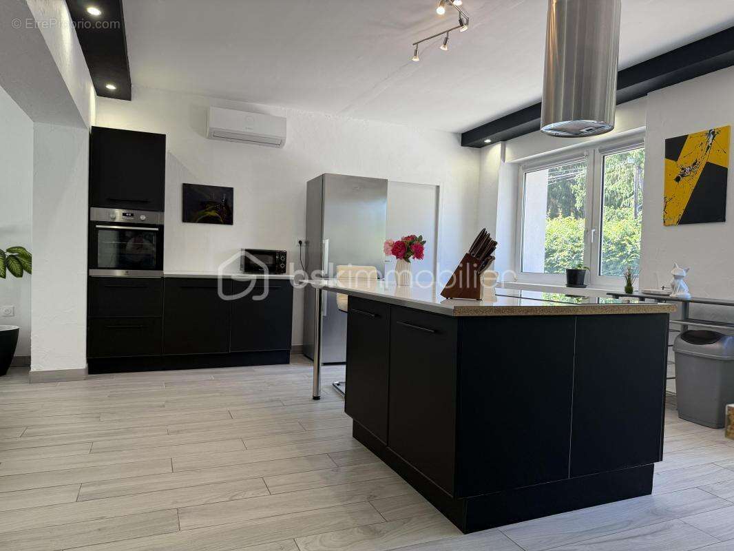 Maison à HOMBOURG-HAUT