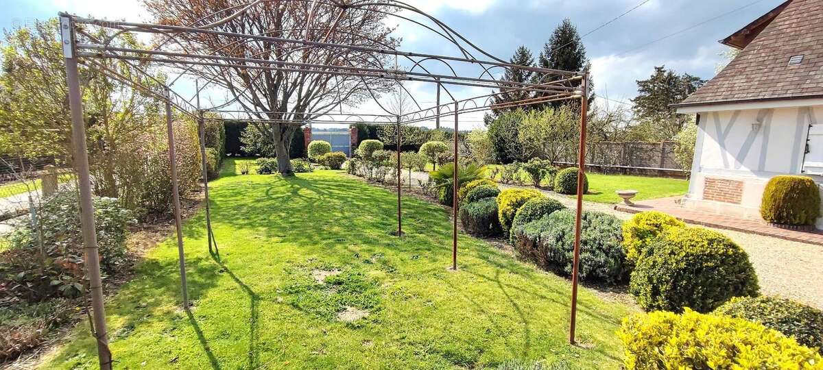 Maison à LE NEUBOURG