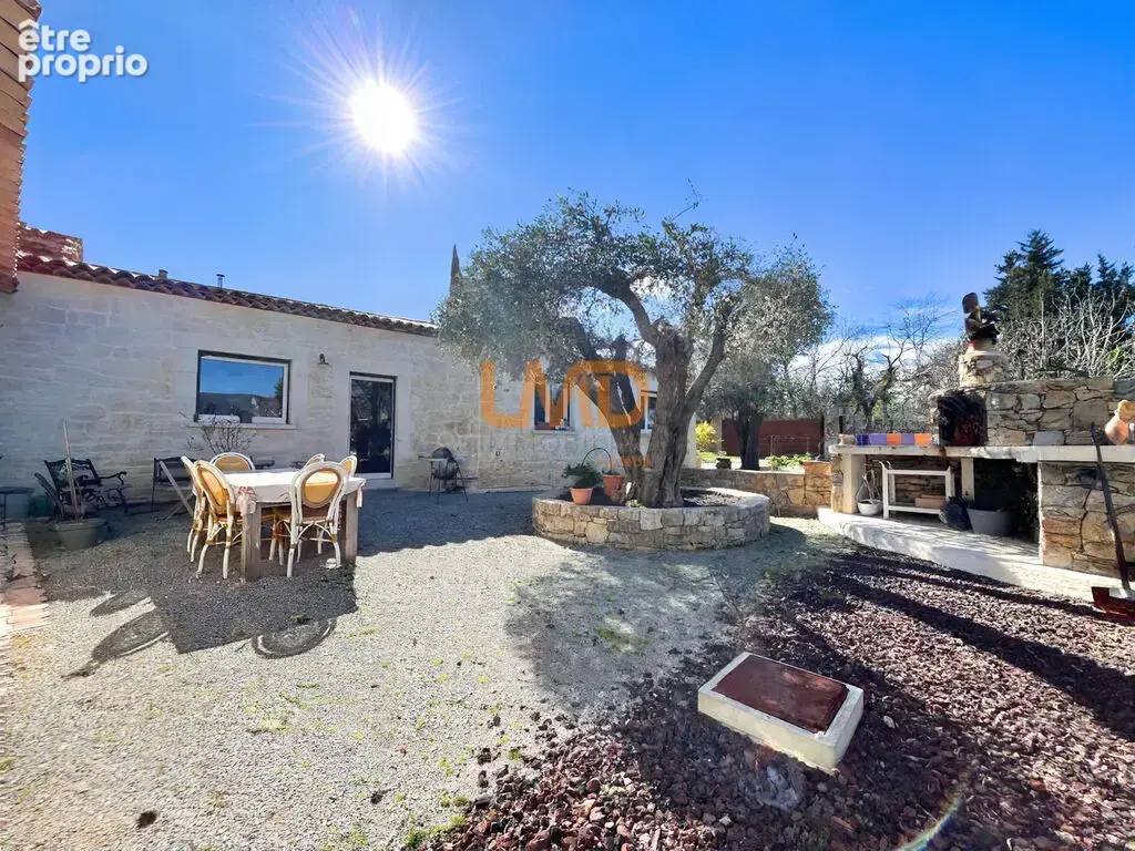 Figanières – Mas rénové 171 m², 3 suites, terrain piscinable - photo 6