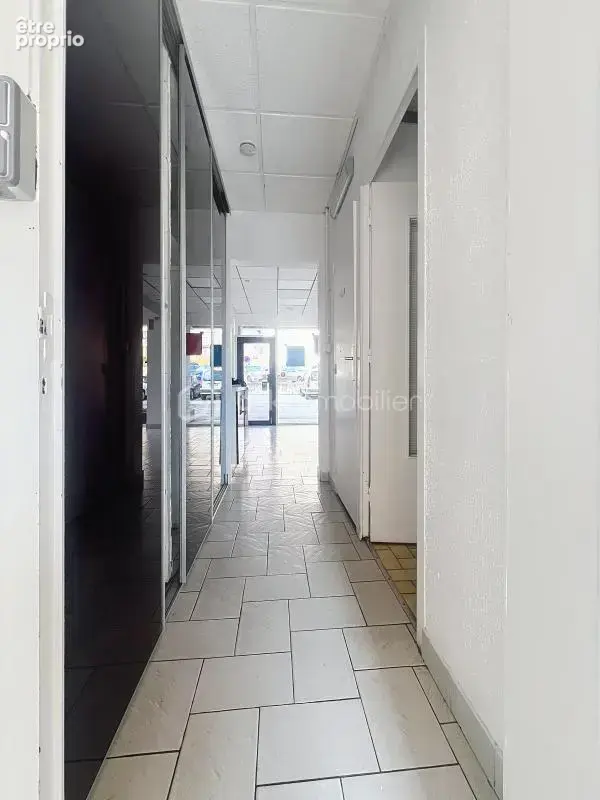 *** crolles - local commercial de 58 m2 *** - photo 10