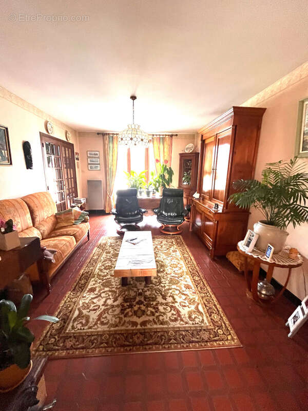 Maison à YZEURE