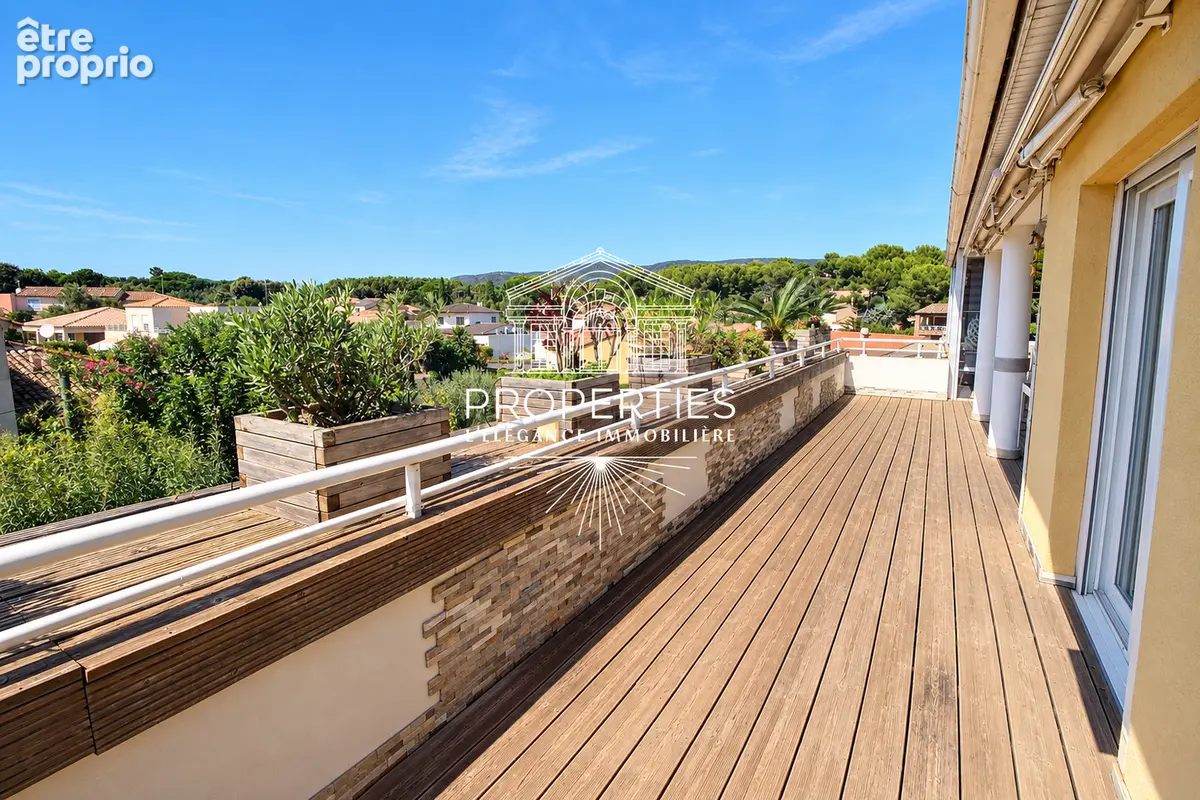 Bormes-les-mimosas- la faviere -t4 proche plage - dernier etage  - terrasse -garage - photo 9