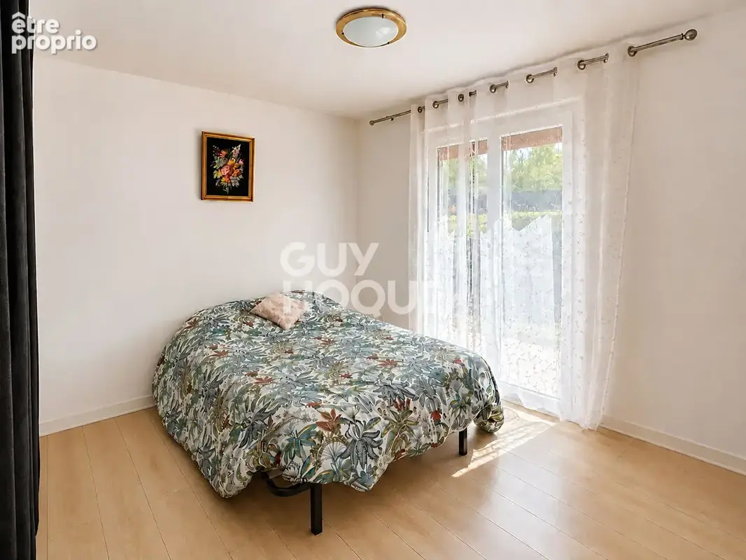 Maison familiale de  7 pièces et 154 m² - Aix-les-Bains - Terrain de 1 689 m² - photo 13
