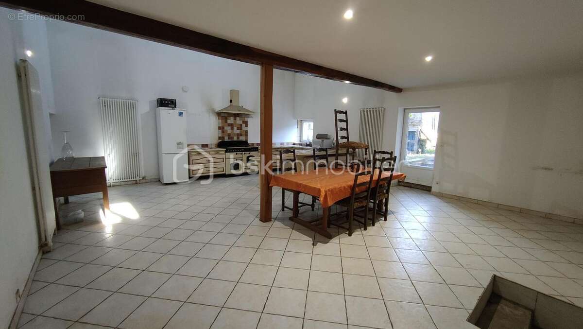 Maison à TRONSANGES