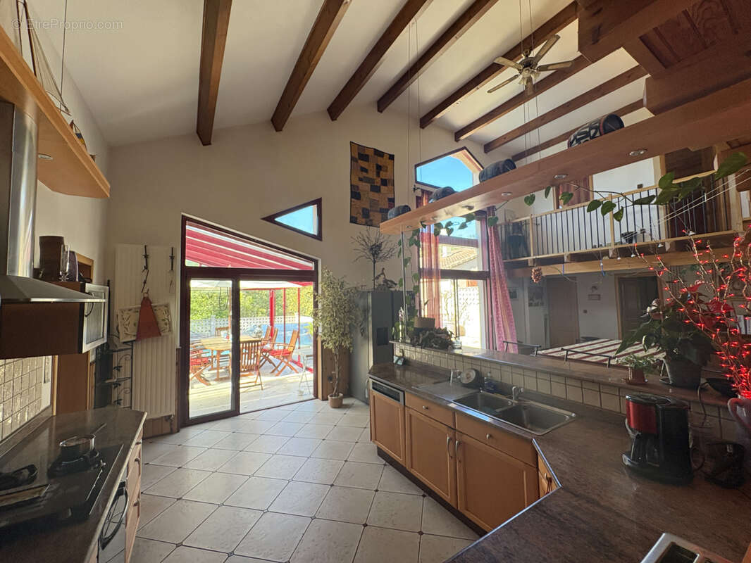 Maison à MARNHAGUES-ET-LATOUR