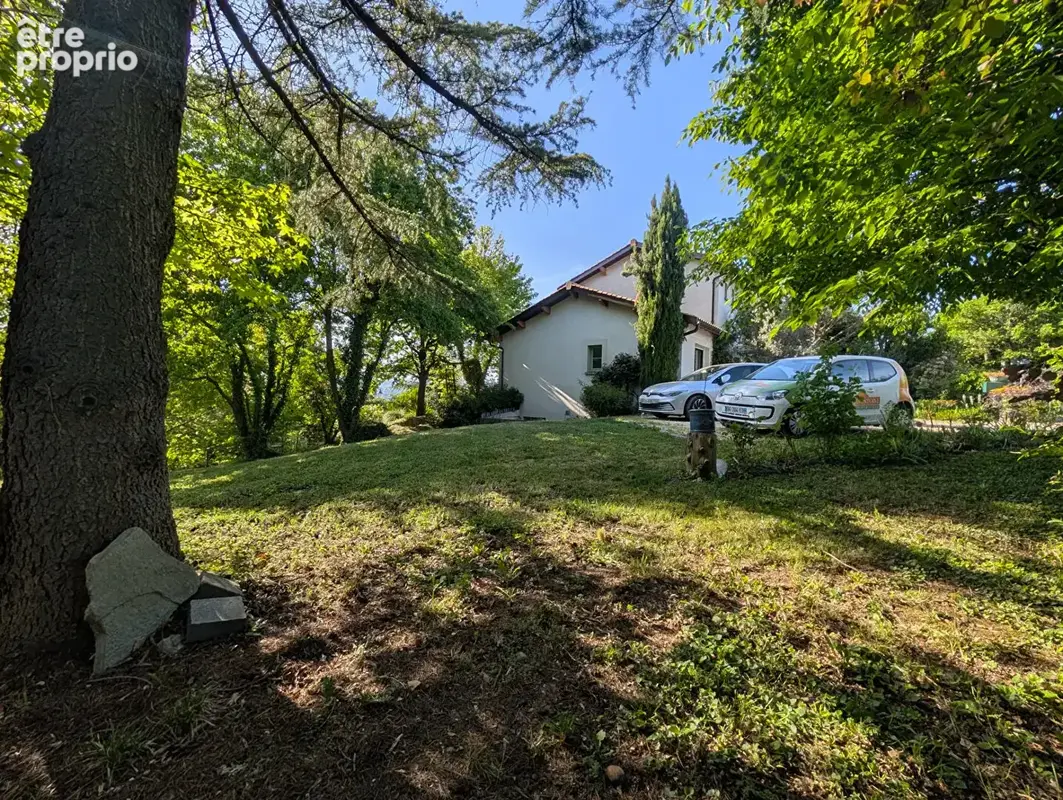 VILLA - Vienne  - 5 pièces -135 m2 - photo 5