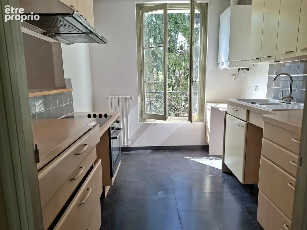 Maison 10 pièces 360 m² à vendre à Tours (37000) - photo 8