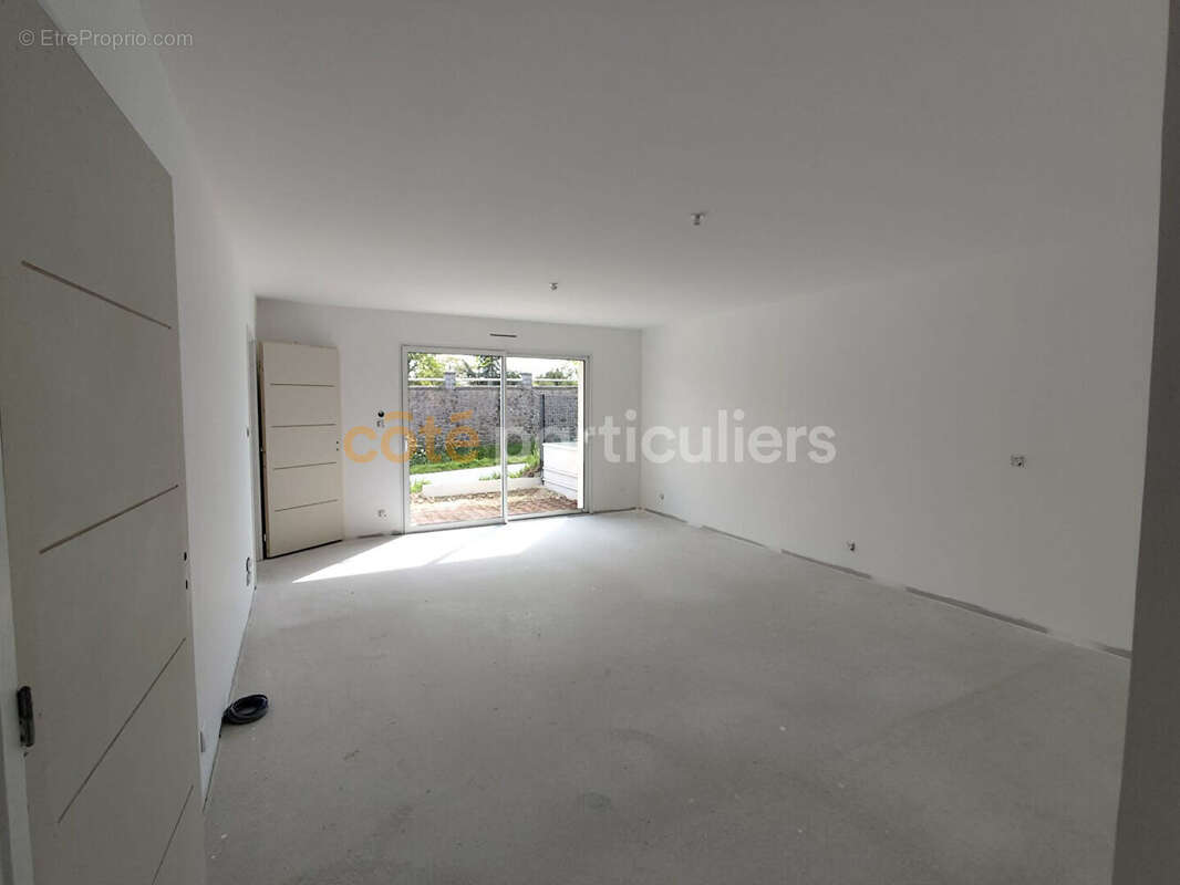 Maison à MARCEY-LES-GREVES