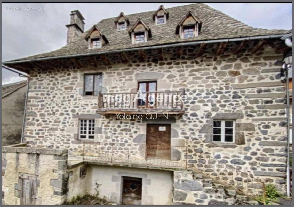 Maison à RAULHAC