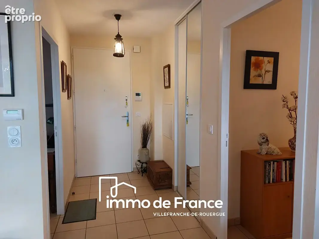 Appartement T4 de 93.69m²  avec parking et garage - photo 9