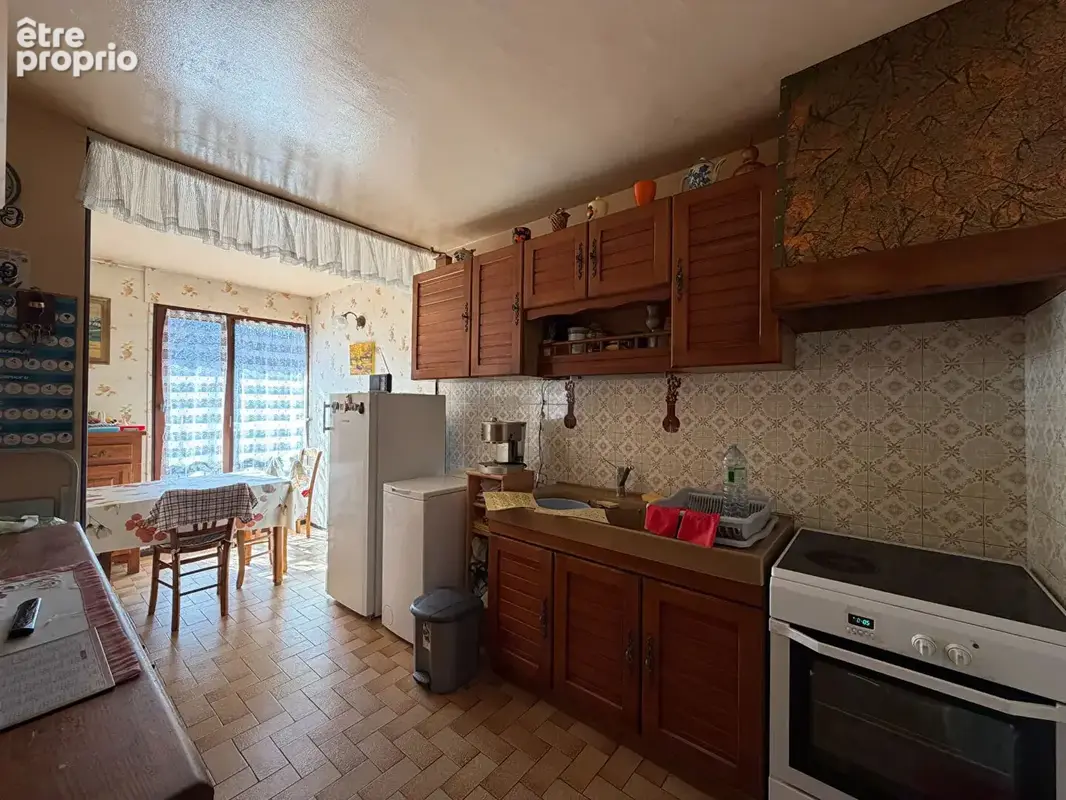 Cluses:  EWUES T4 + garage - photo 2