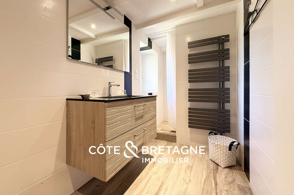 Maison à PLEUMEUR-BODOU