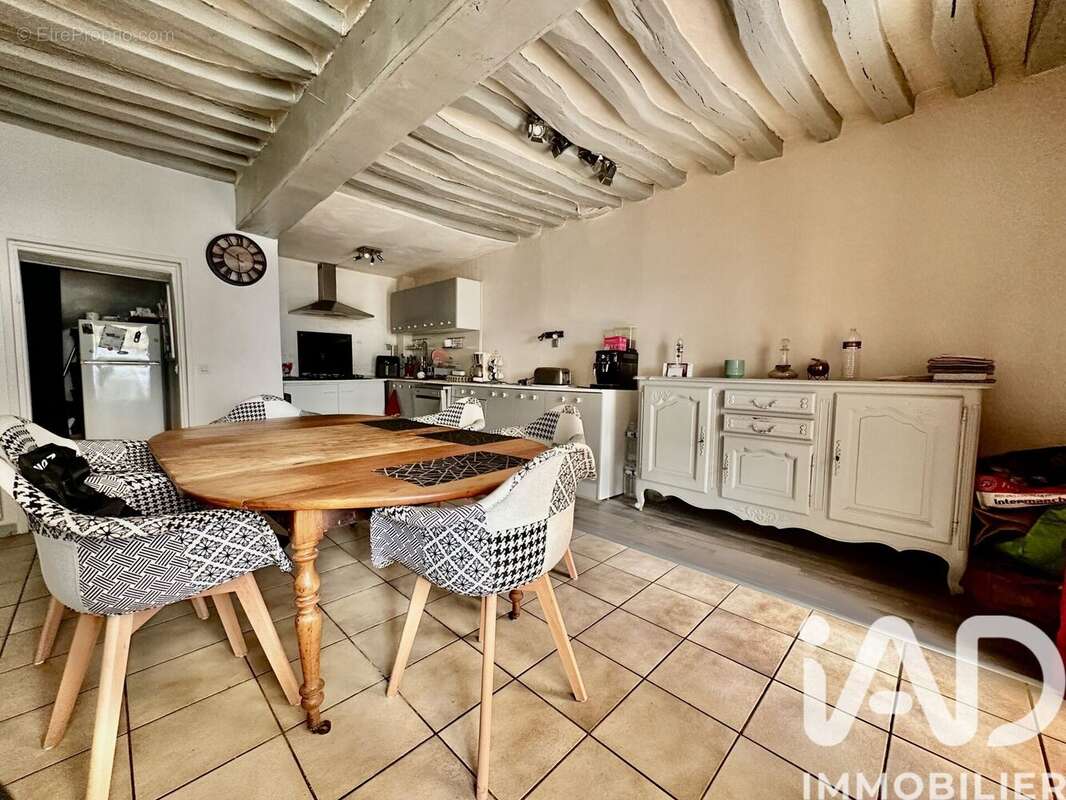 Photo 2 - Maison à CANTELEU