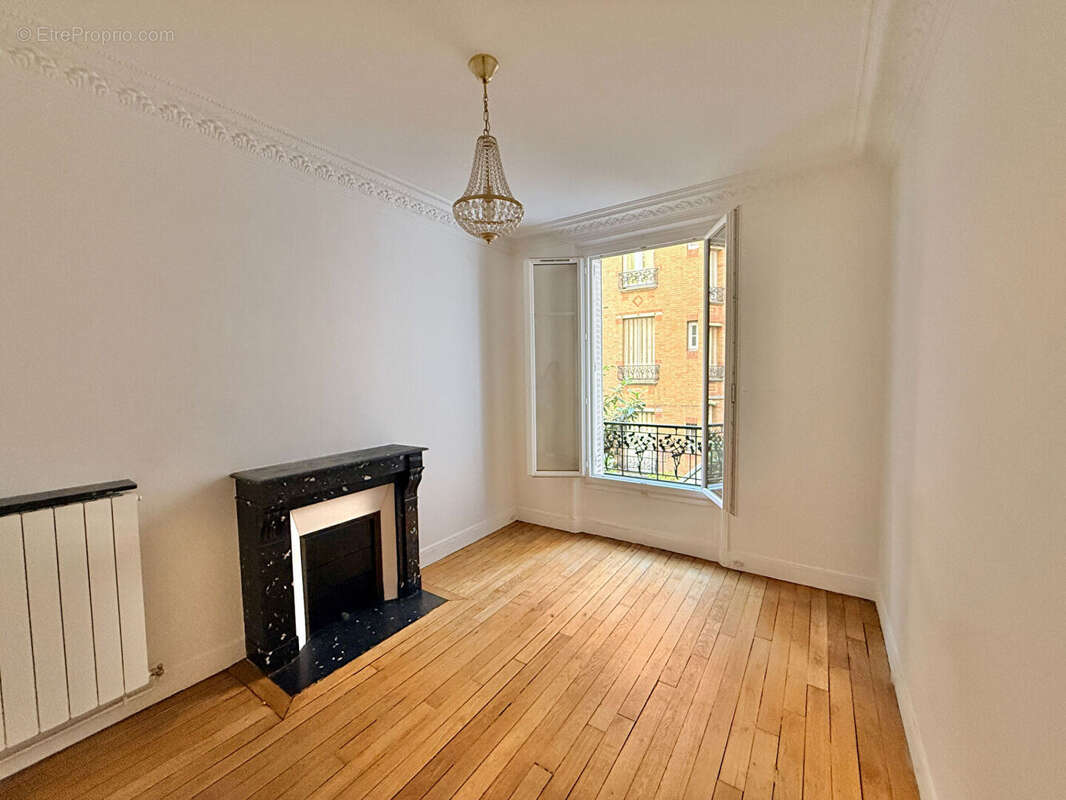 Appartement à PARIS-12E