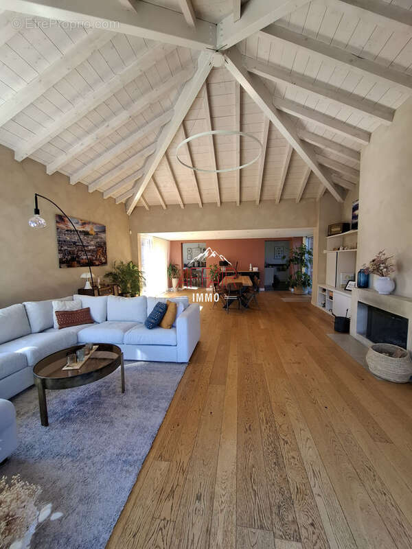 Maison 5 pieces - 74100 vetraz monthoux - photo 2