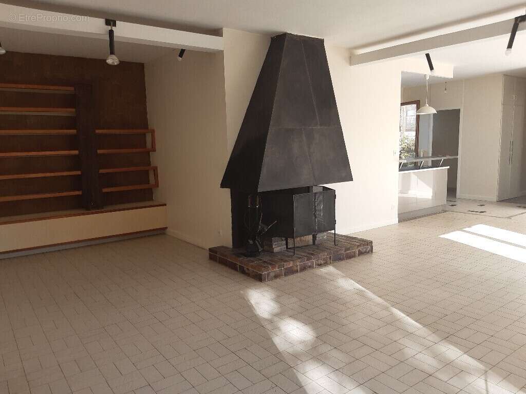 Maison à GARCHIZY