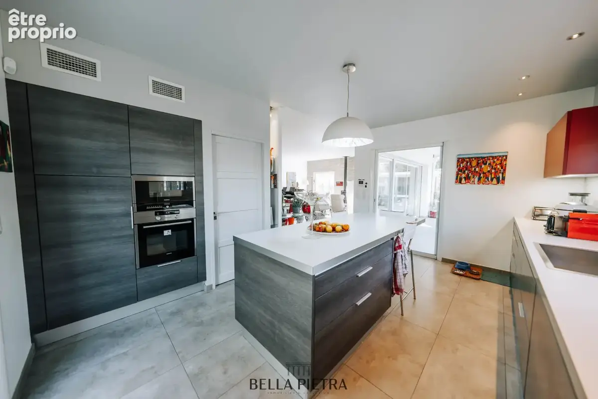 Maison 5 pièces 189 m² à vendre à Teyran (34820) - photo 9